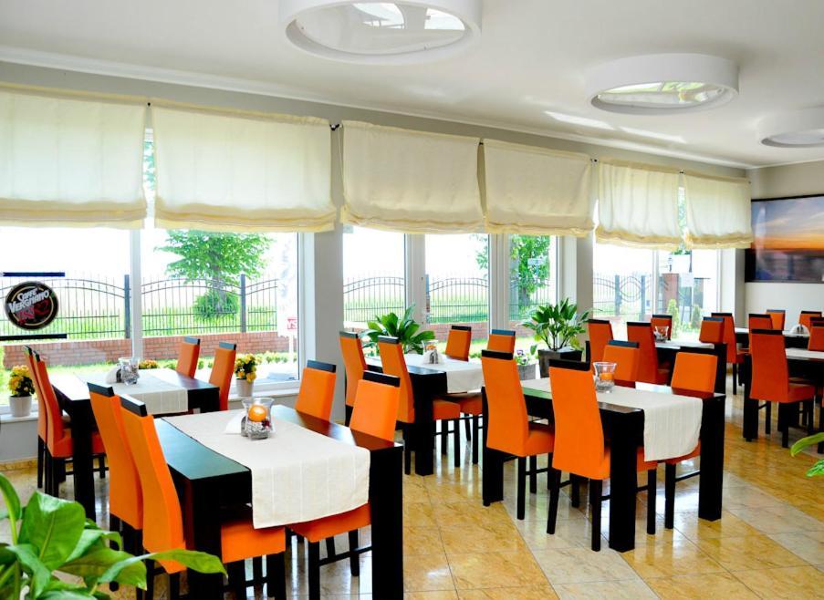 Rezydencja Lux Rewa Exterior foto