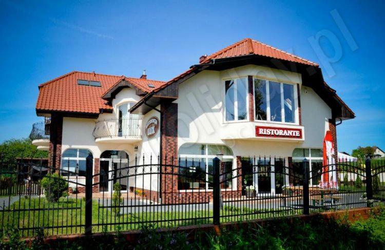 Rezydencja Lux Rewa Exterior foto
